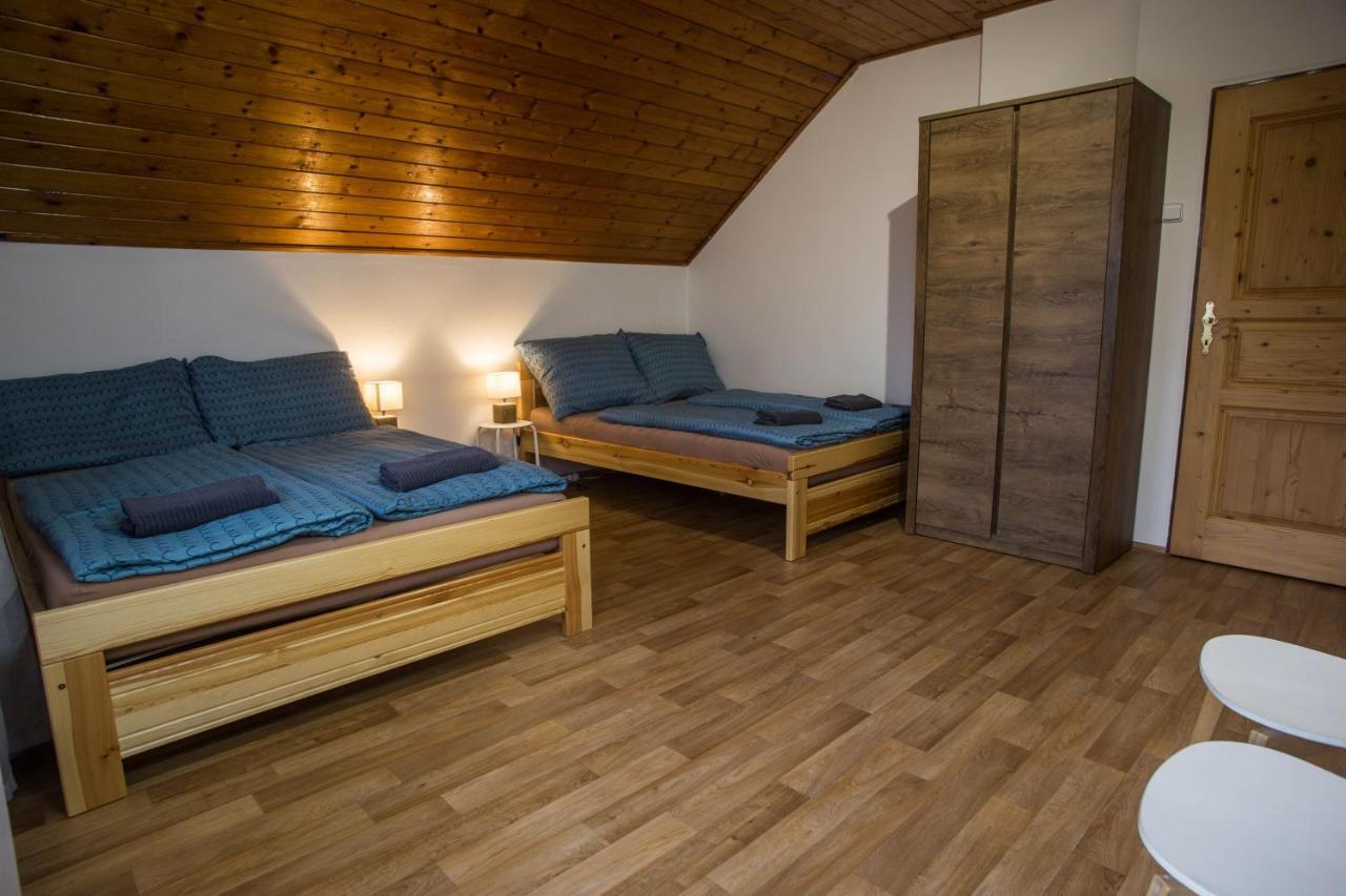 Apartmany Ve Mlejne Cachrov Zewnętrze zdjęcie